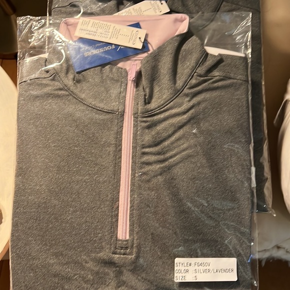 Golf Vests. Lavender/Silver - Picture 4 of 4